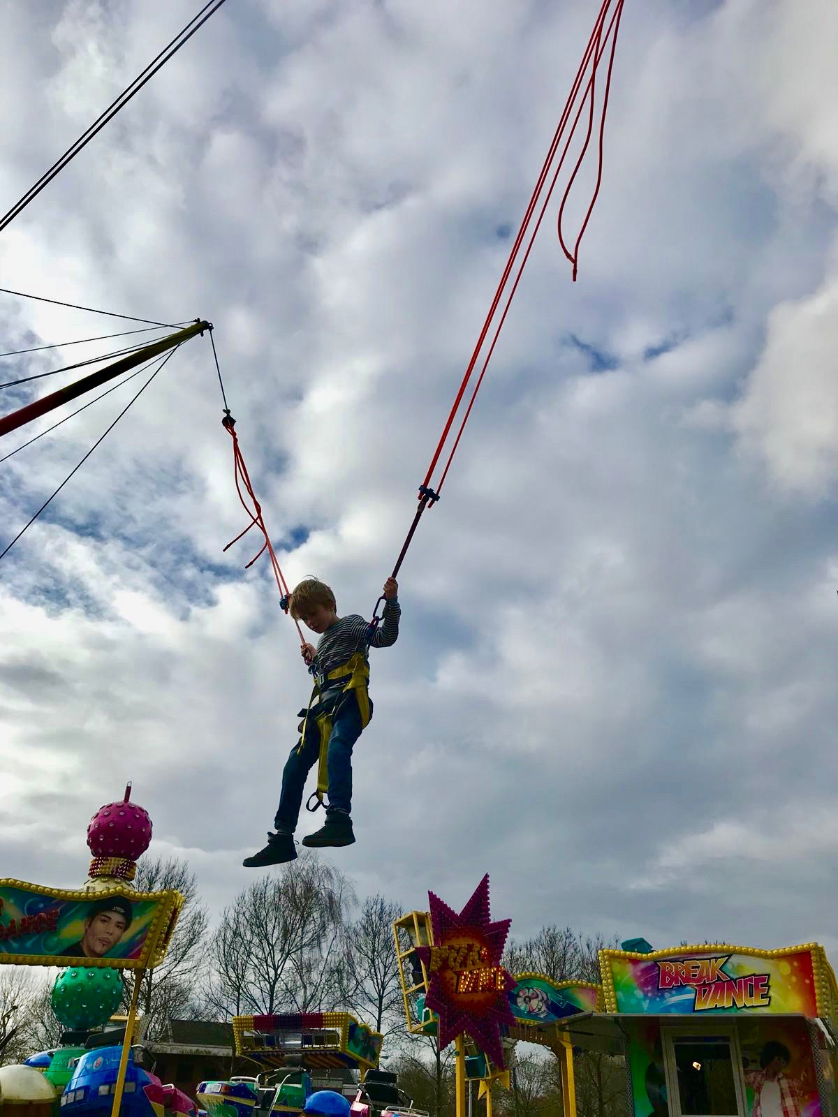 Kermis · Uitgeverij Van Oorschot